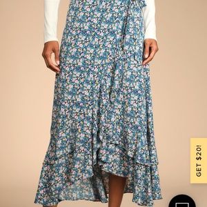 NWT Lulu blue wrap skirt (size small)